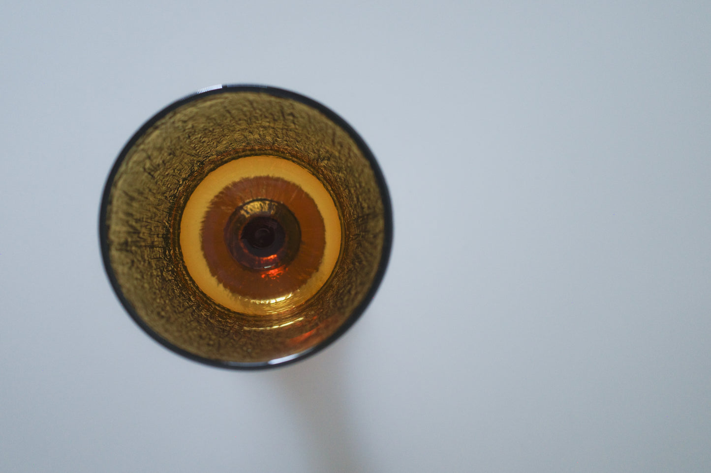 昭和琥珀色木紋厚玻璃高腳杯