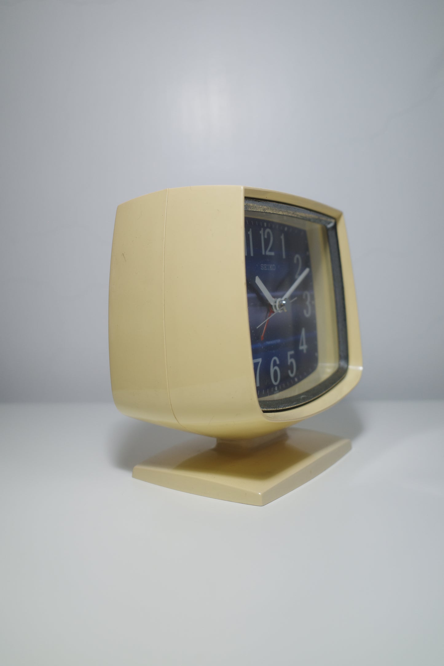SEIKO 日本製太空時期普普風Transistor小電視鬧鐘